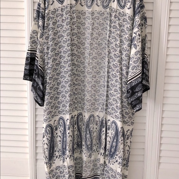 Paisley Boho Open Kimono - Picture 7 of 11